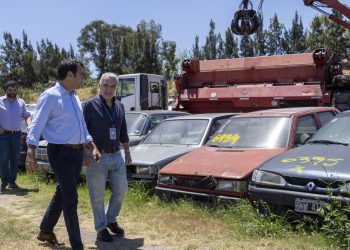 Bajo Boulogne: compactarán más de 1.300 autos abandonados