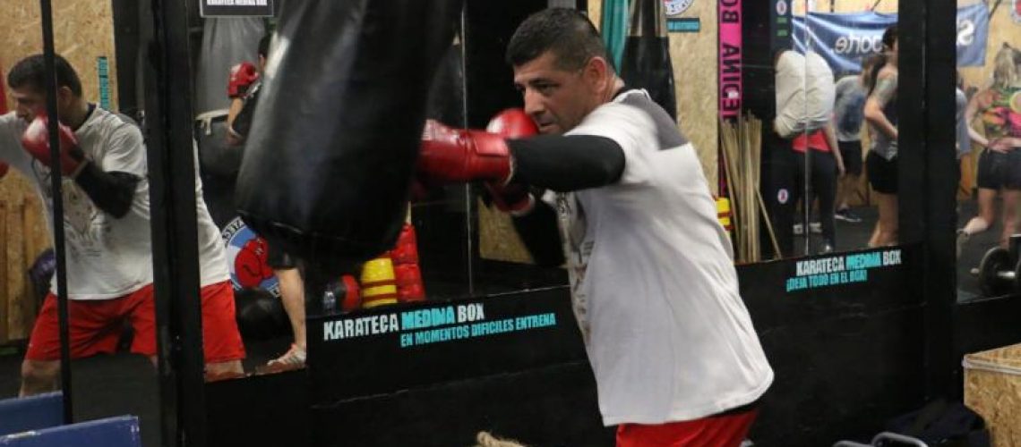 Becas para boxeo y pelotapaleta